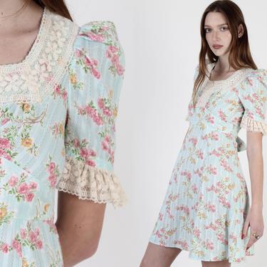Vintage 70s Teal Rose Floral Dress / Crochet Empire Waist / Short Trumpet Bell Sleeves / Festival Prairie Garden Floral Mini Dress 