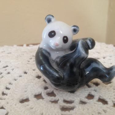 Vintage  Adorable Vintage Porcelain Panda Figurine 2&amp;quot; tall 