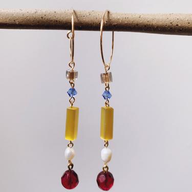 Cranberry Seltzer Earrings // Freshwater Pearl & Crystal Drop Earrings 