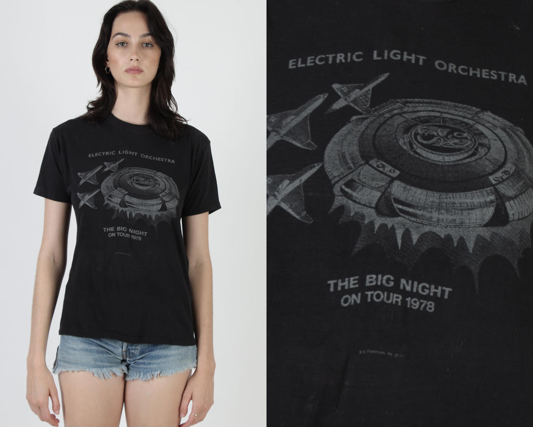 elo tour shirt