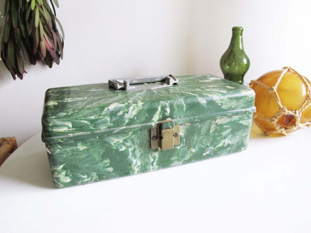 Vintage Green 50s Fishing Metal Tackle Box Union Steel Chest