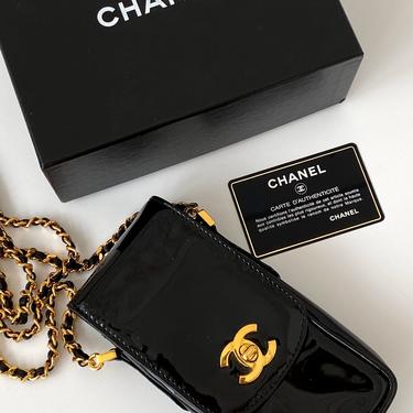 Vintage 90's CHANEL CC Turnlock Logo Black Patent Leather Gold Chain Flap Crossbody Purse Bag Handbag Evening Clutch Phone Case Pouch 