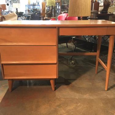 Heywood Wakefield From Vintage And Artisan Furniture Stores In
