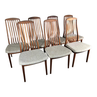 Set of 6 Midcentury Danish Teak Dining Chairs by Dyrlund 