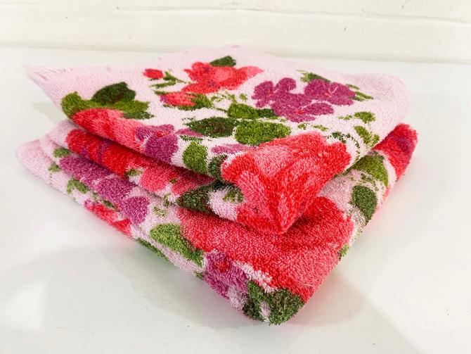 Vintage Cannon Cotton Bath Towels Floral Bathroom Matching Towels 1960s 60, Check Engine Vintage