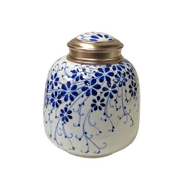 Oriental Handmade Blue White Porcelain Metal Lid Container Urn ws1827E 