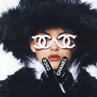 Vintage Iconic CHANEL PARIS Logo 01945 / 1990's Frames Sunglasses !! White  Black, Moonstone Vintage