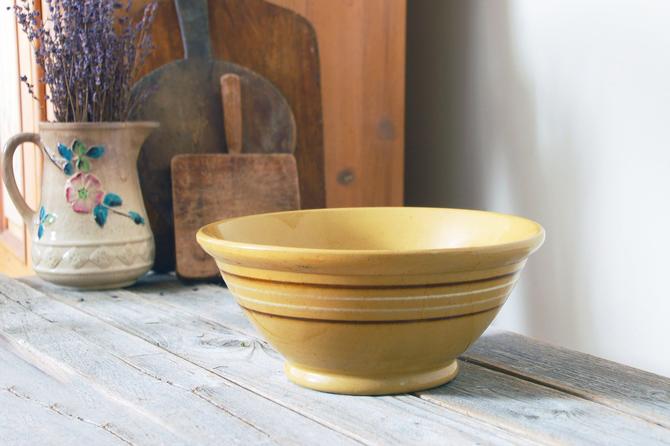 Yellowware Huge ribbed stoneware outlets bowl