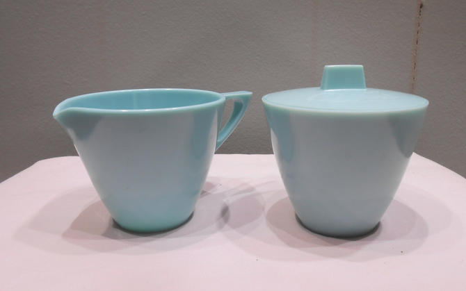 Vintage Hard Plastic Melmac Midcentury Modern Creamer Cream And Sugar Bowl Turquoise Blue Atomic Age Eames Era Kitchen Dining Tea Marcrest By Kissmyattvintage From Kiss My Att Vintage Of Austin Tx