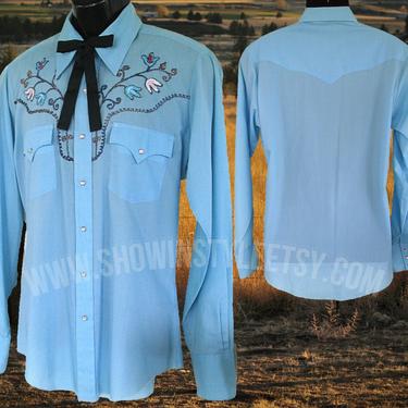 Champion Westerns Vintage Men's Cowboy &amp; Rodeo Shirt, Light Blue with Floral Appliques with Embroidery, Approx. Medium (see meas. photo) 