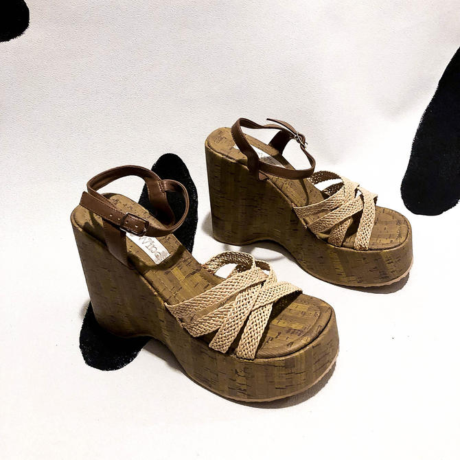 Delias platform sandals deals