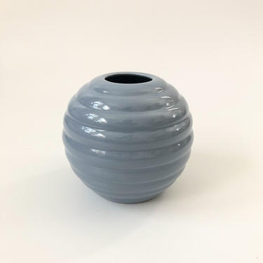 Vintage 80s Ribbed Periwinkle Sphere Vase 