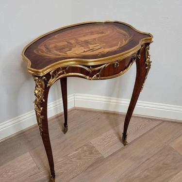 Fine French François Linke Signed Louis XV Style Antique Gilt Bronze Ormolu Mounted Kingwood Marquetry Coquille Table 