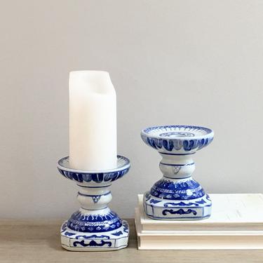 Pair Blue and White Pillar Candle Holders Chinoiserie Table Decor 