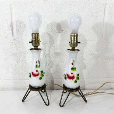 Vintage White Table Lamps Hand Painted Glass Light Decor MCM Rose Mid-Century Accent Lighting Pair Set Tripod Bedroom Cottagecore Floral 