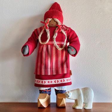 white christmas dresses SSYS The Everly Scallop Trim Puff Sleeve Shift Dress In Red Plaid
