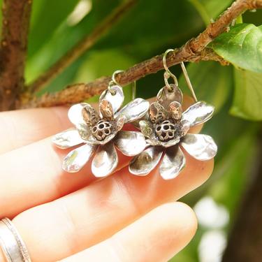 Vintage Signed Sherry Tinsman Sterling Silver Flower Earrings, Silver Daisy Dangle Earrings, Oxidized Details, 925 Jewelry, 1 5/8&amp;quot; L 