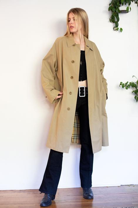 BURBERRY LONDON Vintage Classic Taupe + Nova Check Lined Slouchy Trench |  Backroom Clothing | Los Angeles, CA