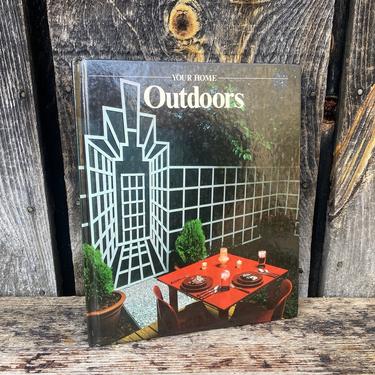 Outdoors Book -- Vintage Outdoors Book -- 1970s Design -- Vintage Time Books -- Books on Outdoors -- How To Make Outdoors -- 1970s Outdoor 