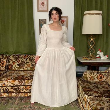 VTG ROMANIC DRESS - theater costumer - linen - renaissance - small/medium/large 
