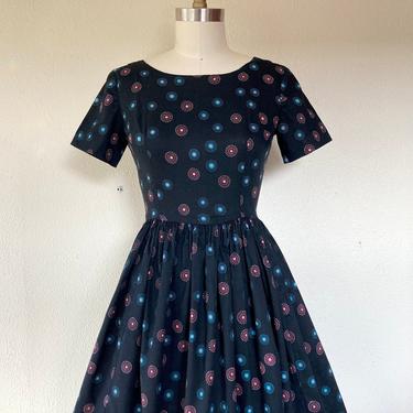 1950s Black cotton day dress with circle print 