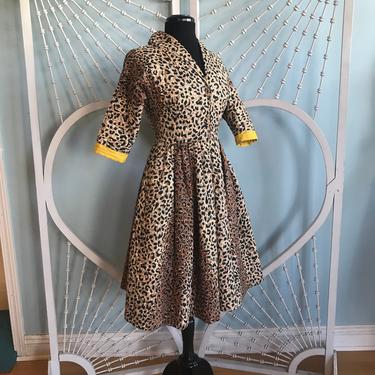 Collectif leopard outlet coat