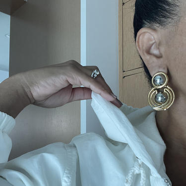 vintage double tone sculptural geometric earrings 