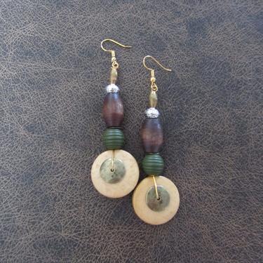 Geometric wood earrings, brass dangle earrings, Afrocentric jewelry, African earrings, khaki green earrings, modern earrings, mid century 