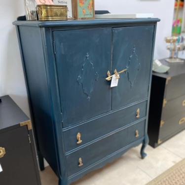 Tall vintage dresser in blue 