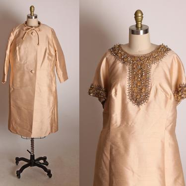 1960s Two Piece Light Tan Silk Short Sleeve Beaded Sequin Trimmed Shift Dress with Matching Long Sleeve Overcoat by King’s Mandarin Hotel 