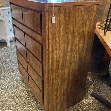 Mid century laminate chest of drawers. 29.76” x 18” x 39”