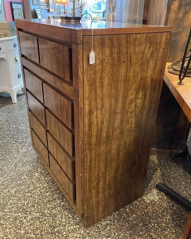 Mid century laminate chest of drawers. 29.76” x 18” x 39”