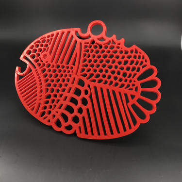 Dansk Gourmet Designs Plastic Red Trivet Hot Plate Surface Tray Vintage Mid-Century Modern Danish Scandinavian Kitchen 