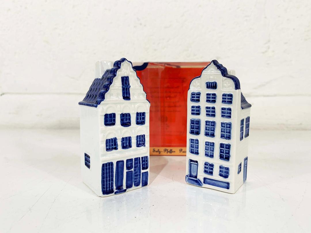 Delft Blue Amsterdam Canal Buildings Salt and Pepper Shakers Shaker ...