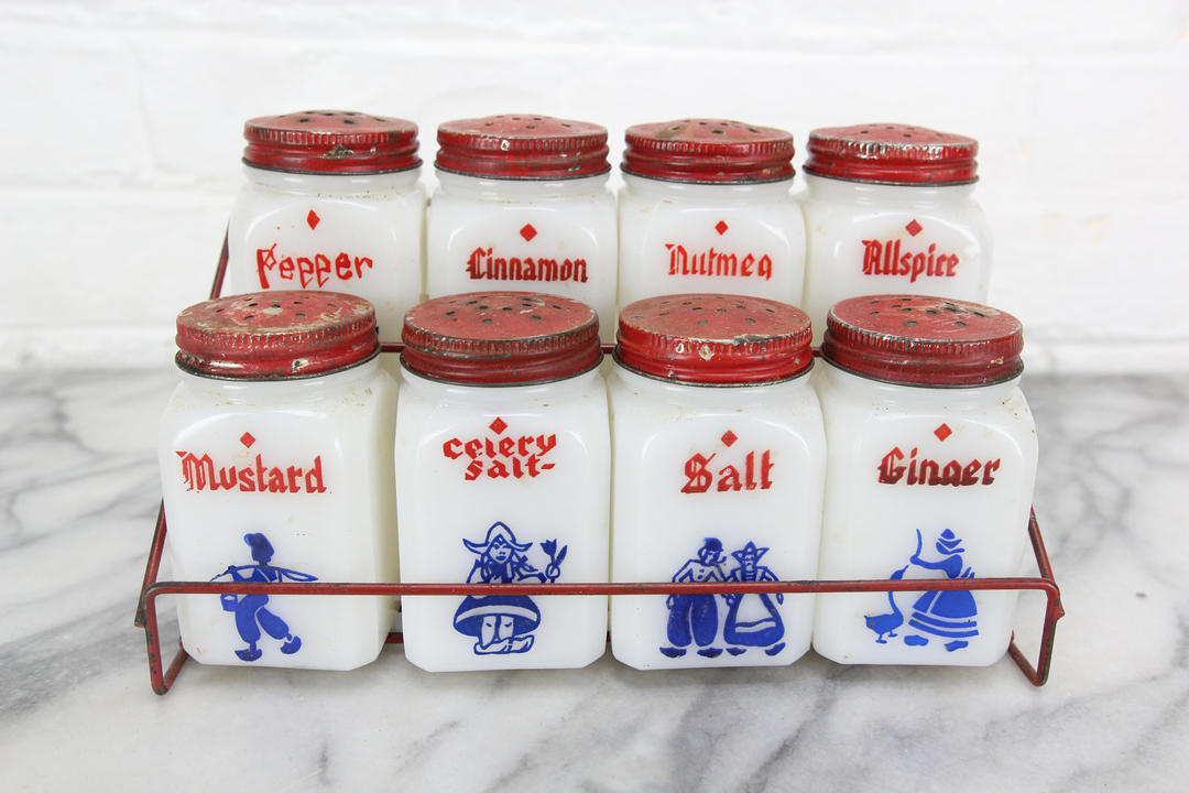 Vintage Milk Glass Griffiths Spice Jars and Rack – Ma and Pa's Attic ®