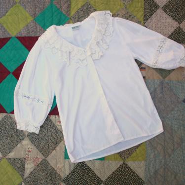 80s 90s Austrian Cotton Poet Blouse with Eyelet Lace Collar Size M 
