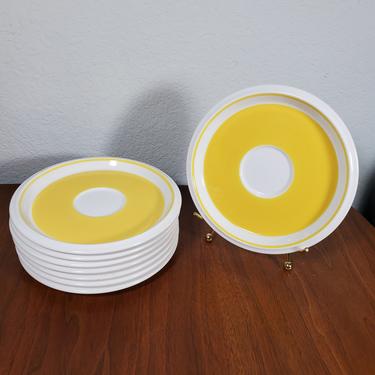 One Mikasa Light 'N Lively Saucer Plate 