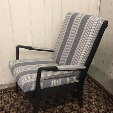 Mid Century Lounge Chair 
