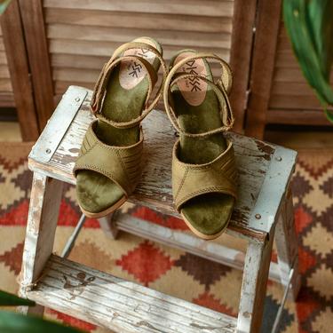 Suede 70s Sandals