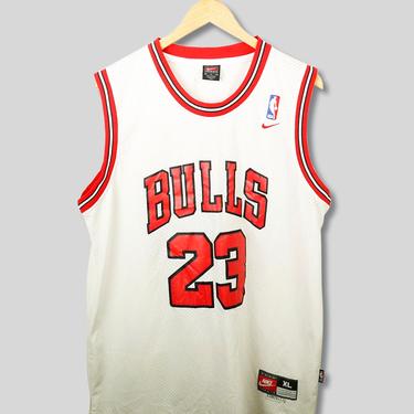 Vintage 90s Chicago Bulls Jordan Number 23 Nike Jersey Size XL 