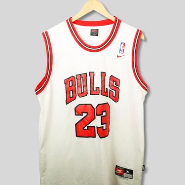 Vintage Nike Team Sports Chicago Bulls Michael Jordan #23 Basketball  Jersey