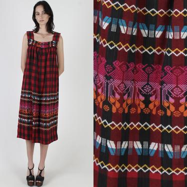 Guatemalan Folklorico Plaid Dress / Black Mexican Fiesta Birds Dress / Vintage 70s Hand Embroidered Aztec Print Cotton Dress 