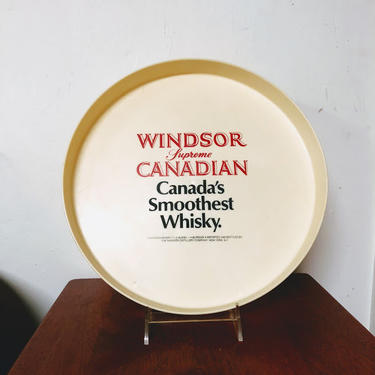 Vintage Windsor Supreme Canadian Whisky Round Plastic Bar Tray 12 Whisky Advertising 