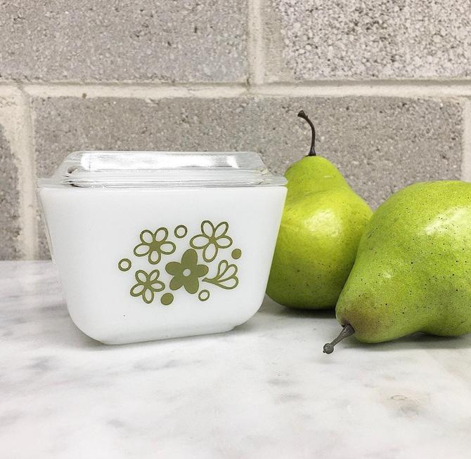 Vintage Pyrex Casserole Retro 1970s Spring Blossom Pattern 501 1 1 2 Cup Refrigerator Retrospect Vintage Philadelphia PA