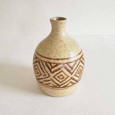 Vintage Pottery Craft Bud Vase, Small Retro Ceramic Weed Pot, Rustic Tribal Pattern Stoneware, Mid-century Organic Style 