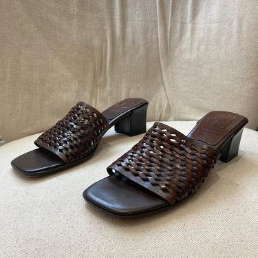 Classy 90's Vintage COLE HAAN Brown WOVEN Mules / Square Toe + Block Heel / 8 N 