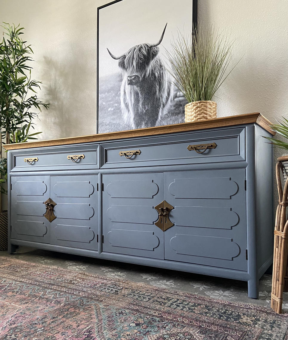 Vintage Mid Century Modern Thomasville Buffet Credenza Entry Table