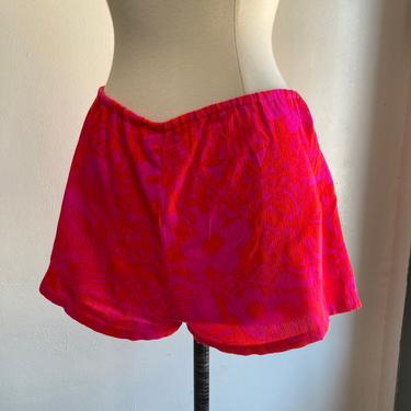 COOL Vintage 60's TROPICAL HOT Pants Booty Swim Shorts / Fuschia + Hot Pink Batik Print 