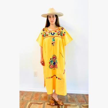 Mexican Sol Dress // vintage sun Mexican hand embroidered floral 70s boho hippie cotton hippy yellow maxi midi // O/S 