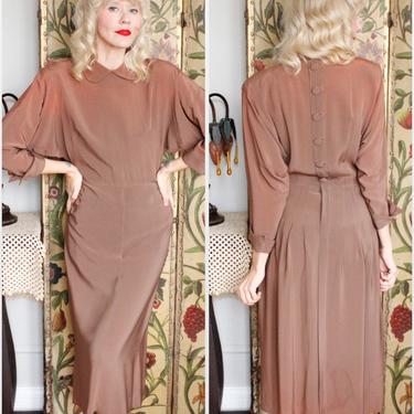1940s Dress // Bronzed Beauty Rayon Dress // late 40s vintage dress 